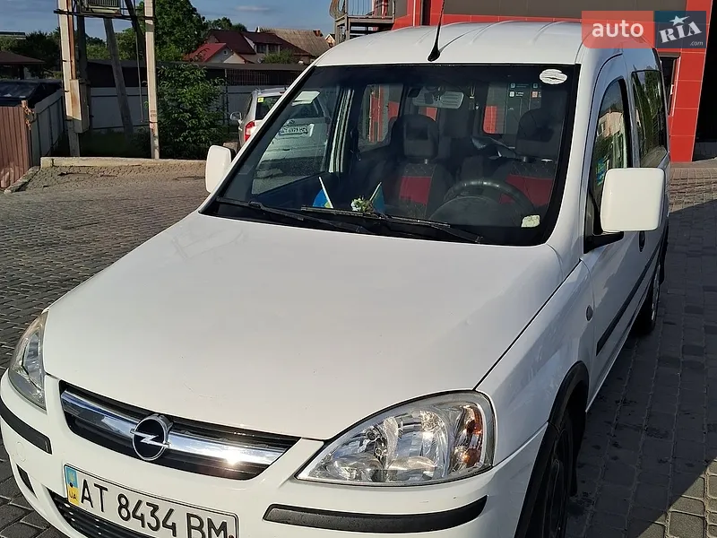 Opel Combo 2010