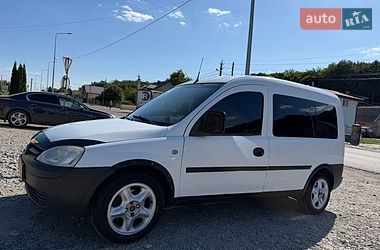 opel combo 2005 в Теребовля от профессионального продавца Сергій