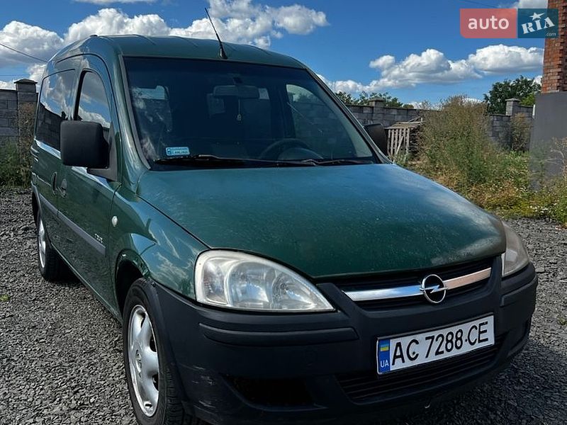 Минивэн Opel Combo 2006 в Луцке