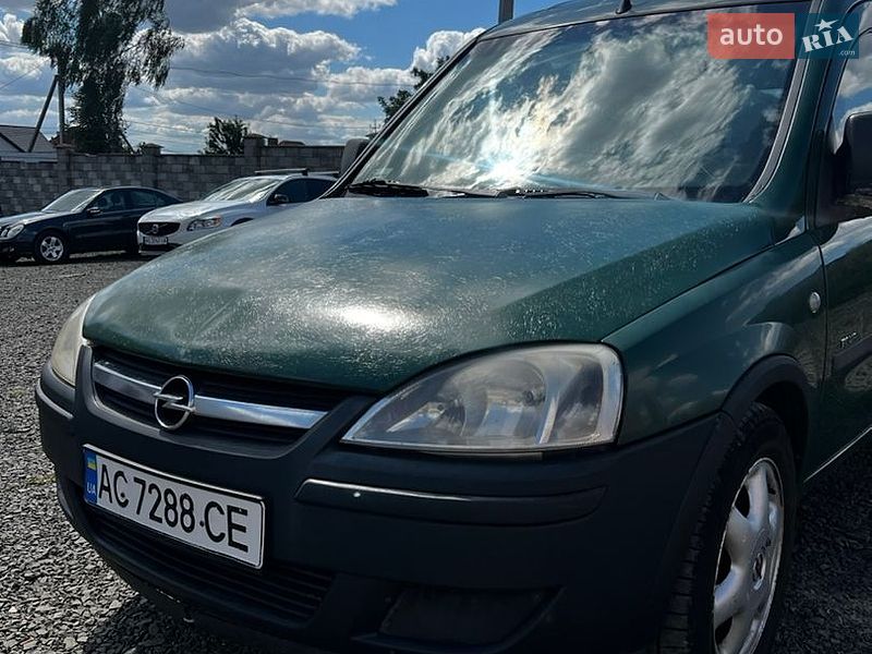 Минивэн Opel Combo 2006 в Луцке