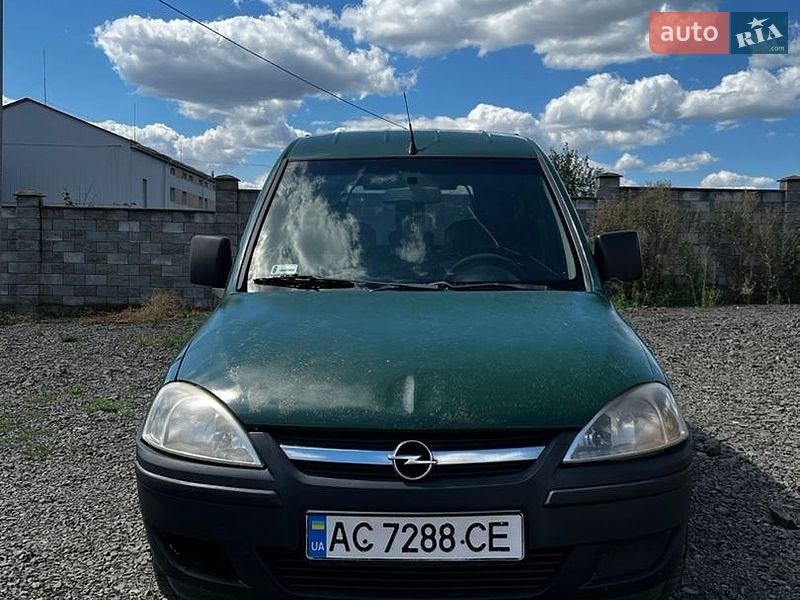 Минивэн Opel Combo 2006 в Луцке