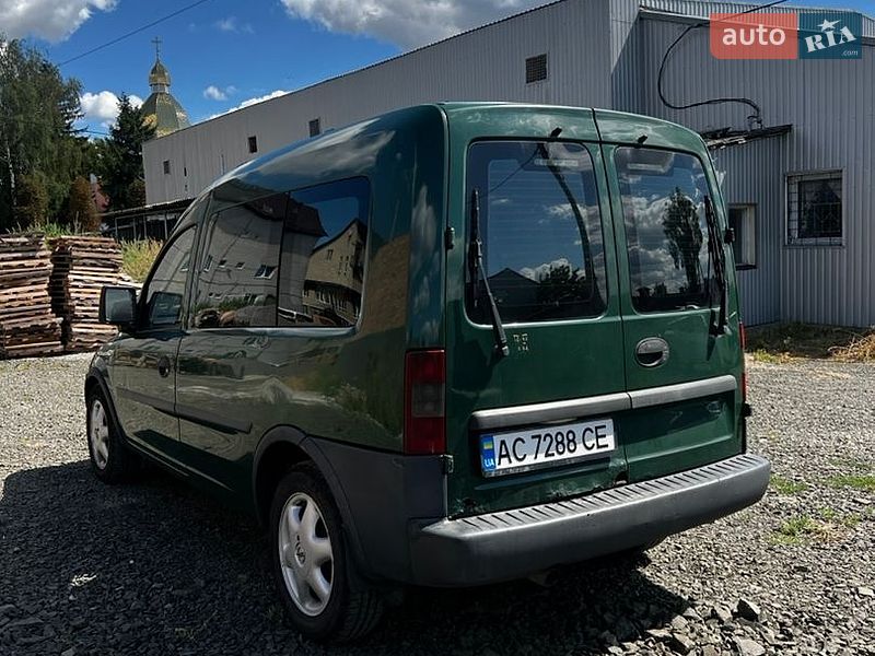 Минивэн Opel Combo 2006 в Луцке