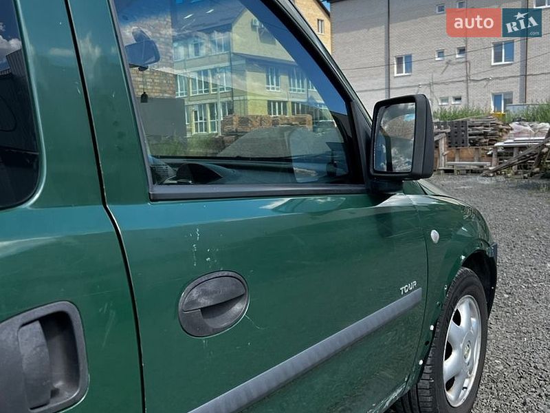 Минивэн Opel Combo 2006 в Луцке