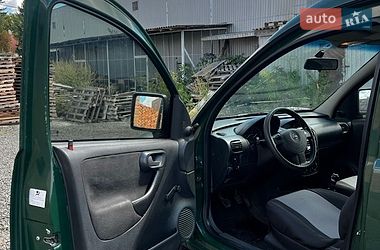Минивэн Opel Combo 2006 в Луцке
