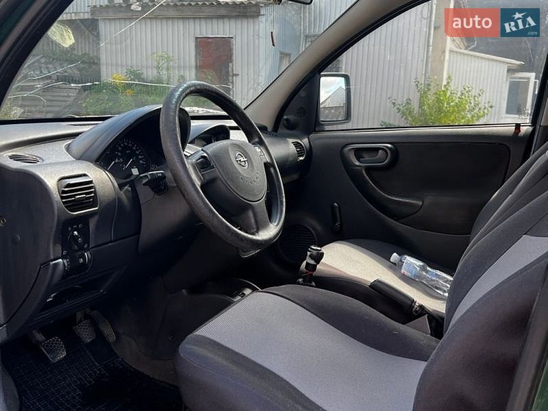 Минивэн Opel Combo 2006 в Луцке