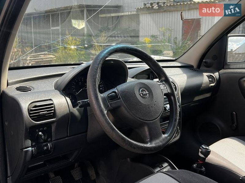 Минивэн Opel Combo 2006 в Луцке