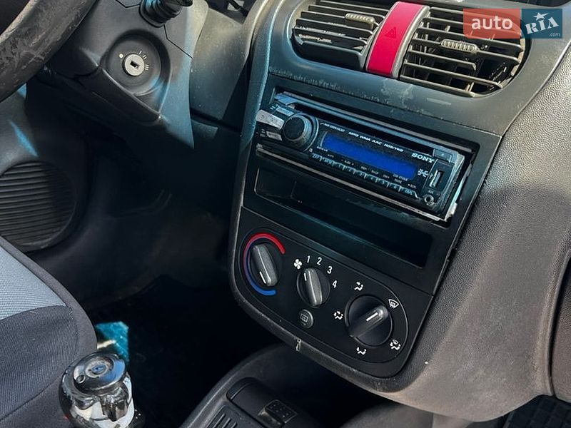 Минивэн Opel Combo 2006 в Луцке