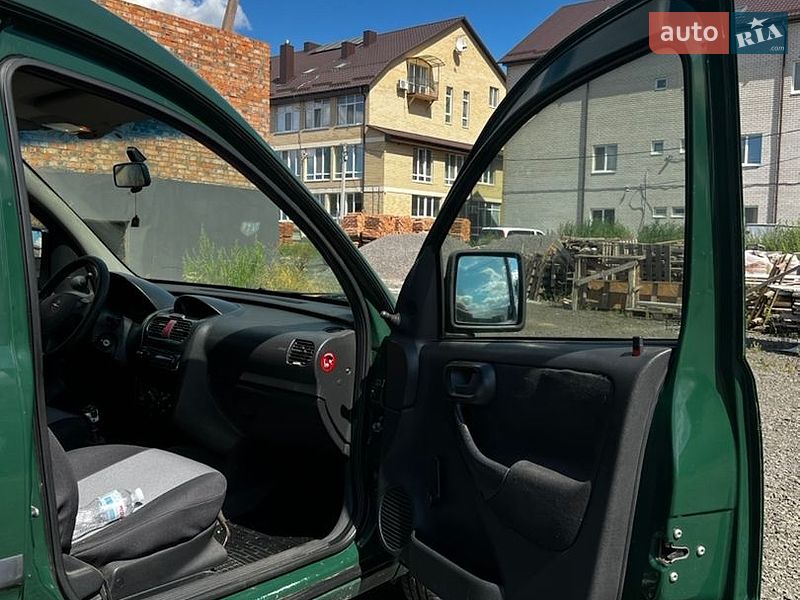 Минивэн Opel Combo 2006 в Луцке