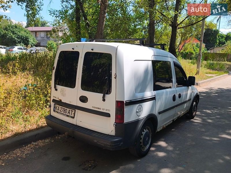 Мінівен Opel Combo 2004 в Києві
