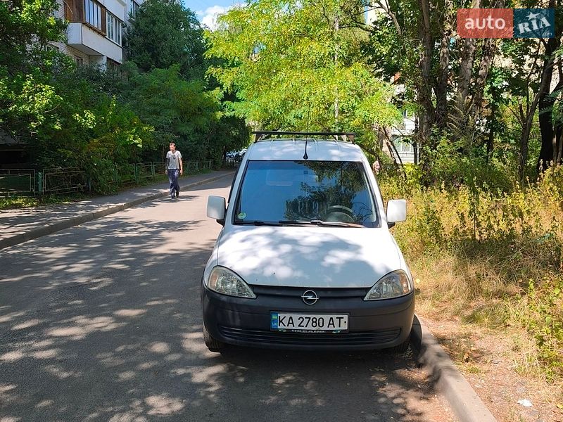 Мінівен Opel Combo 2004 в Києві