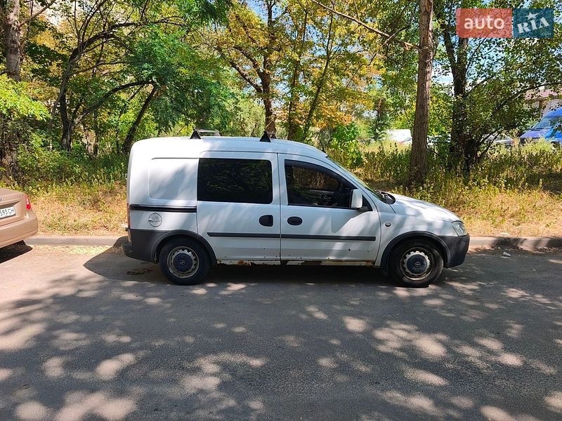 Мінівен Opel Combo 2004 в Києві