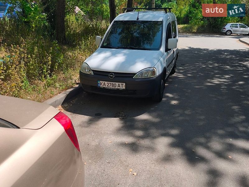 Мінівен Opel Combo 2004 в Києві