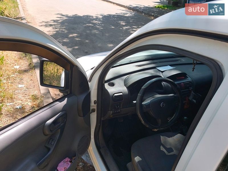 Мінівен Opel Combo 2004 в Києві