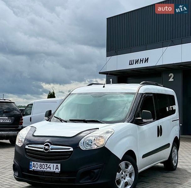 Opel Combo 2012