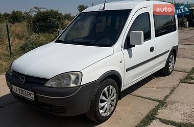 Opel Combo  2008