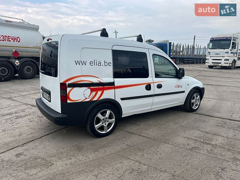 Грузовой фургон Opel Combo 2010 в Шепетовке