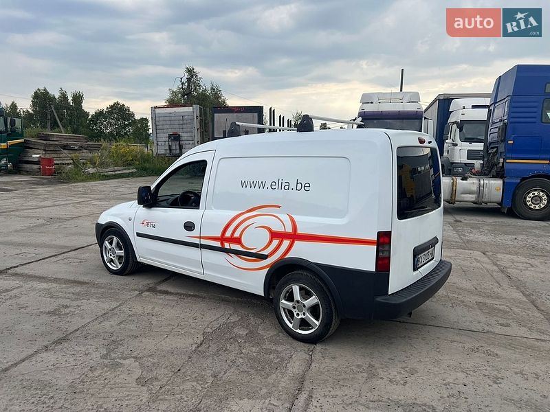 Грузовой фургон Opel Combo 2010 в Шепетовке