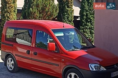 Минивэн Opel Combo 2004 в Сарнах