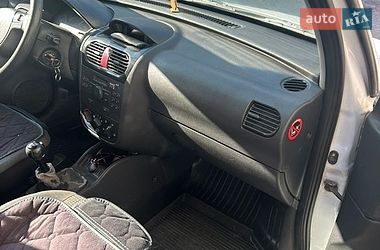 Минивэн Opel Combo 2006 в Луцке