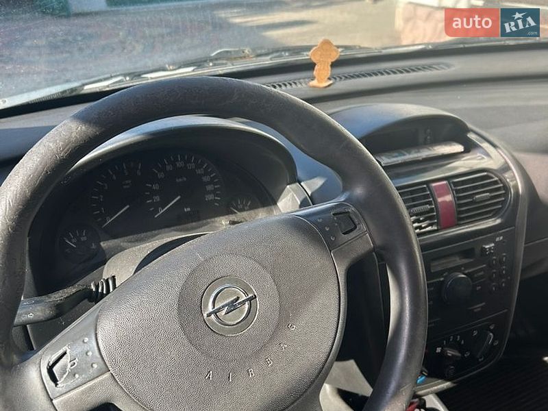 Минивэн Opel Combo 2006 в Луцке