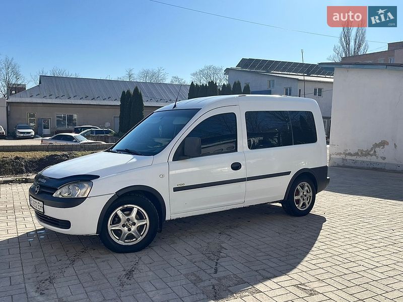 Минивэн Opel Combo 2002 в Каменец-Подольском
