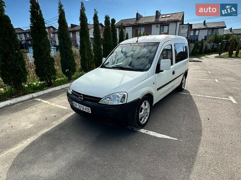 Opel Combo 2004