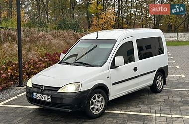 Opel Combo  2008
