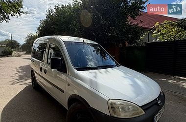 Минивэн Opel Combo 2005 в Измаиле