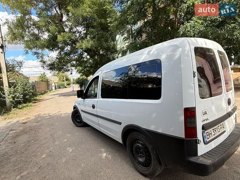 Минивэн Opel Combo 2005 в Измаиле