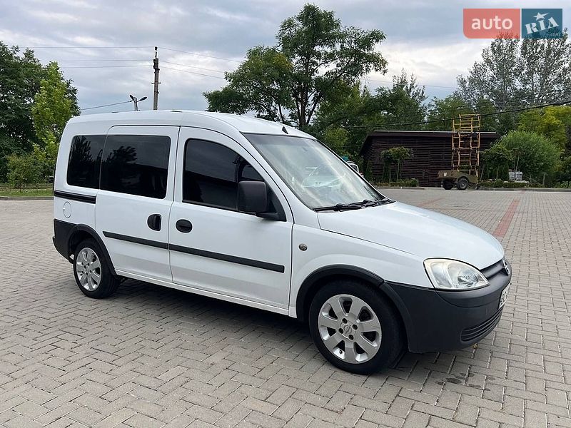 Opel Combo 2005