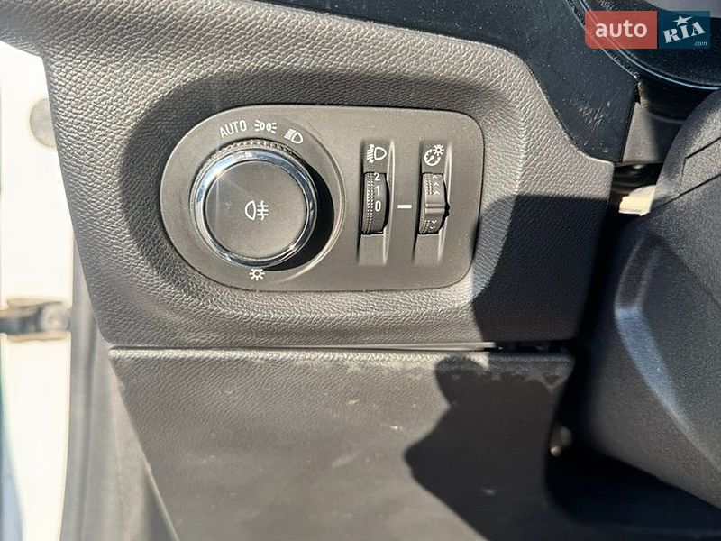 Хэтчбек Opel Corsa-e 2020 в Львове фото 9 Хэтчбек Opel Corsa-e 2020 в Львове