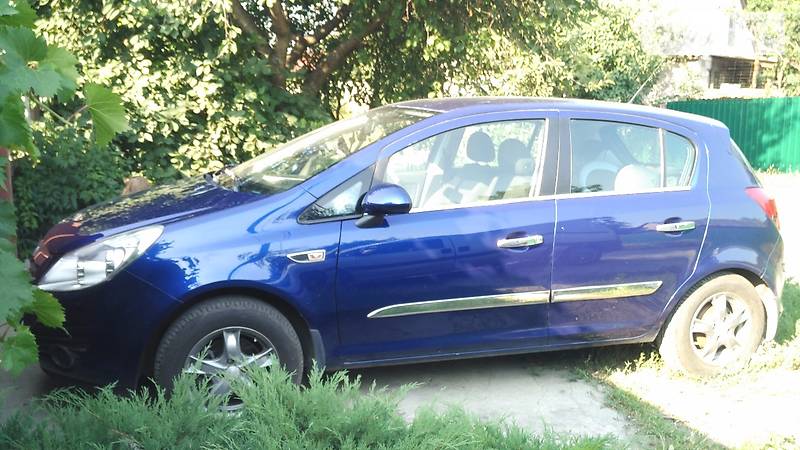 Opel Corsa 2008 года
