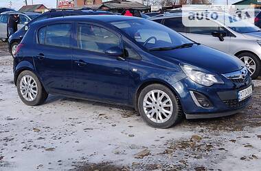 Opel Corsa Cosmo 2012