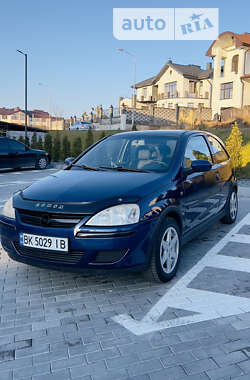 Opel Corsa  2004
