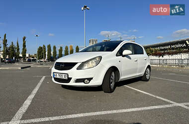 Opel Corsa  2011