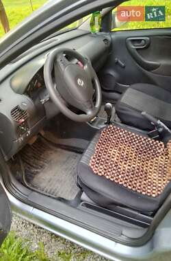 Opel Corsa  2003