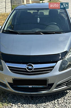 Opel Corsa  2010