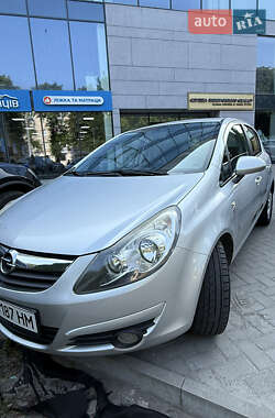 Opel Corsa  2010