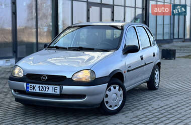 Opel Corsa  1998