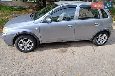 Opel Corsa  2004