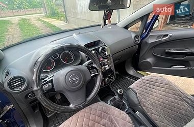 Хэтчбек Opel Corsa 2010 в Надворной