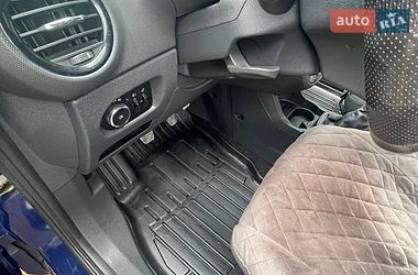 Хэтчбек Opel Corsa 2010 в Надворной