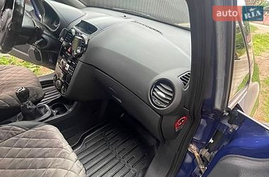 Хэтчбек Opel Corsa 2010 в Надворной