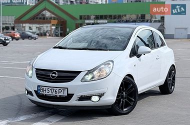 Opel Corsa  2010