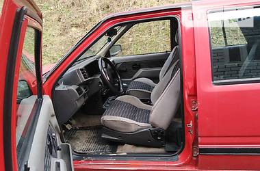 Opel Frontera  1992