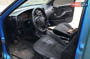 Позашляховик / Кросовер Opel Frontera 1993 в Остер