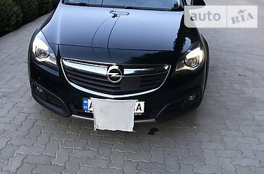 Opel Insignia contri tourer 2014