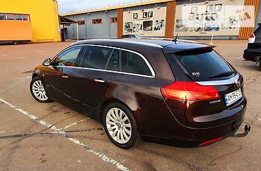 Opel Insignia  2011