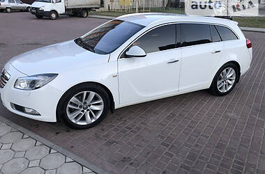 Opel Insignia  2012