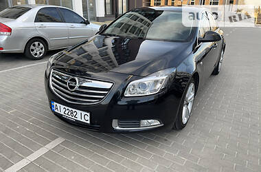 Opel Insignia  2011